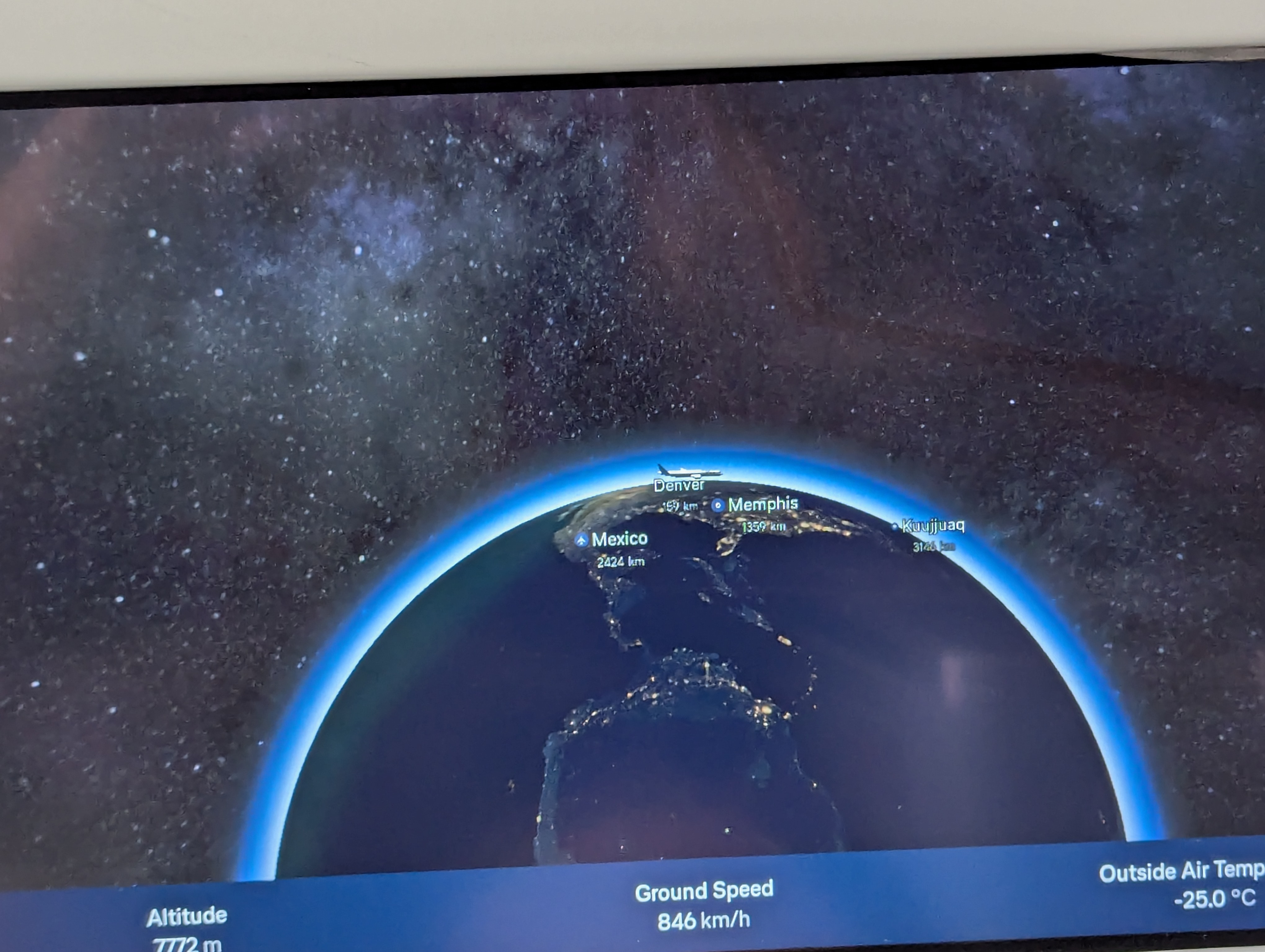 Denver International Airport, Frankfurt, Lufthansa, Airbus